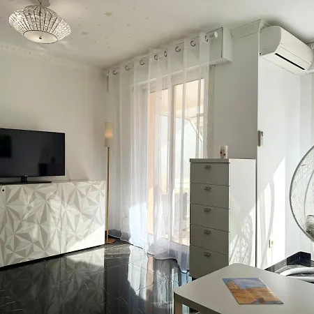 Rivages-menton Апартаменты *